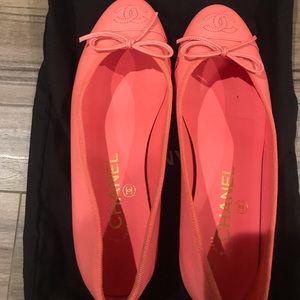 Authentic Chanel shoes in great condition